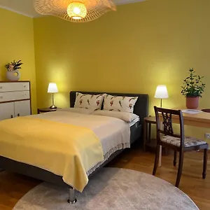 privatzimmer-15-m-mit-sw-balkon.getmunichhotels.com/